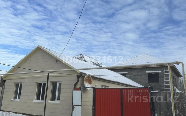 Отдельный дом · 4 комнаты · 250 м² · 4 сот., проспект Назарбаева 96 за 40 млн ₸ в Уральске — фото 2