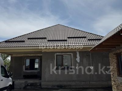 Отдельный дом · 5 комнат · 180 м² · 6 сот., мкр Мадениет, Байжанова 113А за 77 млн ₸ в Алматы, Алатауский р-н