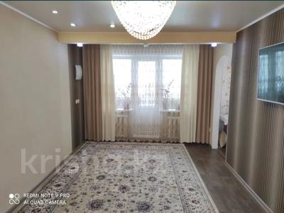 3-комнатная квартира · 58 м² · 2/5 этаж, ул. Абая за 11.5 млн ₸ в Темиртау