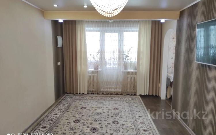 3-комнатная квартира · 58 м² · 2/5 этаж, ул. Абая за 11.5 млн ₸ в Темиртау — фото 2