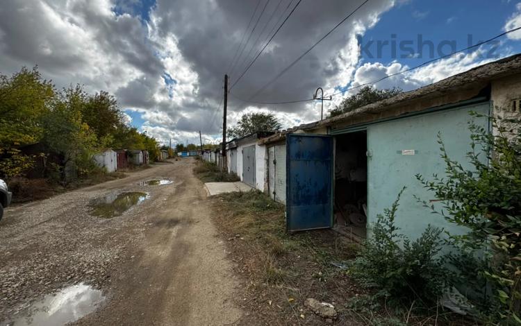 Гараж · 20 м² · Ташенова 178а, бағасы: 1.3 млн ₸ в Кокшетау — фото 2