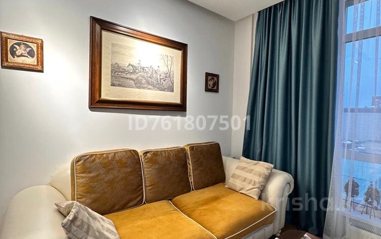 2-комнатная квартира · 74 м² · 13/16 этаж, Пр.Тайманова 48 за 470 000 ₸ в Атырау — фото 2