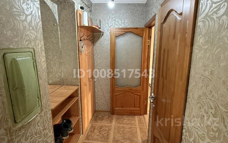 1-бөлмелі пәтер · 30.3 м² · 4/4 қабат, Хиуаз Доспанова 46, бағасы: 10.8 млн ₸ в Уральске — фото 2