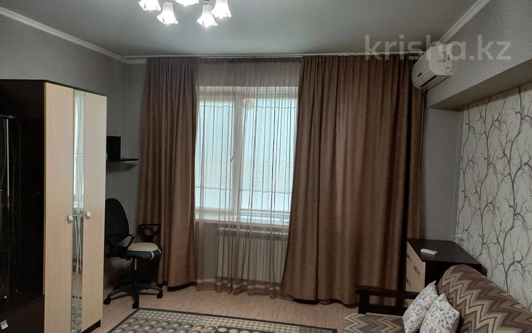 1-комнатная квартира · 38 м² · 5/5 этаж, Байтурсынова — Абая проспект за 250 000 ₸ в Алматы, Алмалинский р-н — фото 2