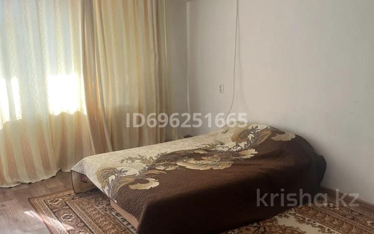 1-комнатная квартира · 35 м² · 5/6 этаж, Старый город, Айтеке-би 24 — Супермаркет Анвар за 9.7 млн ₸ в Актобе — фото 6