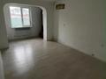 2-комнатная квартира · 44 м² · 1/2 этаж, мкр Лесхоз — Рядом с Коктем базар за 10.5 млн ₸ в Атырау — фото 4