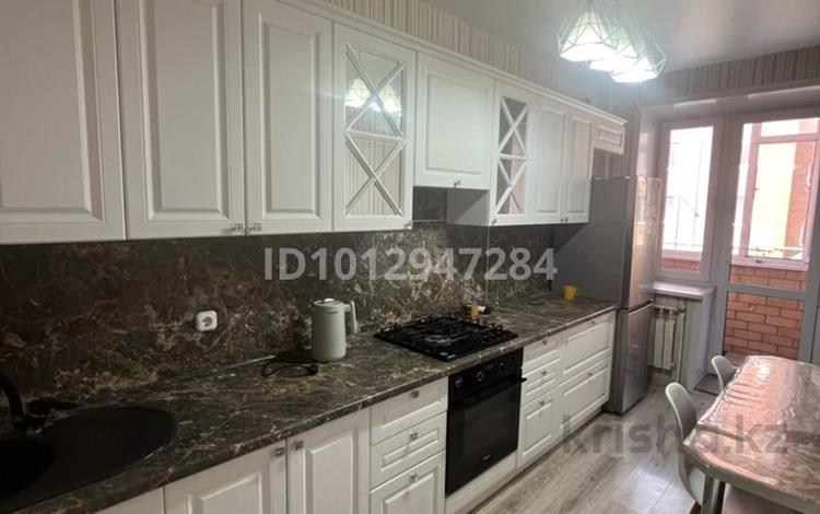 2-бөлмелі пәтер · 53 м² · 2/6 қабат, Юбилейный 11, бағасы: 200 000 ₸ в Костанае — фото 2