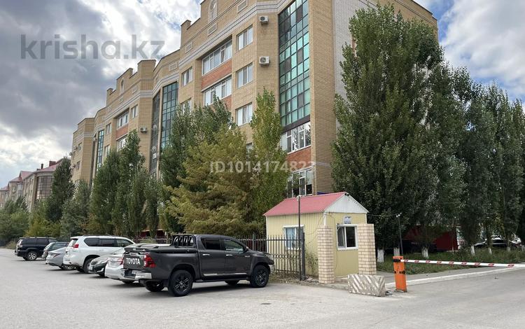 2-комнатная квартира · 87 м² · 5/5 этаж, мкр. Алтын орда, проспект Тауелсиздик 20/1 за 37.5 млн ₸ в Актобе — фото 2