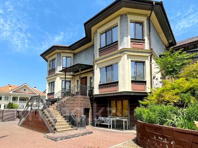 Аренда домов или дач в Алматы: Отдельный дом · 6 комнат · 600 м², мкр Ерменсай, Жангир хана 55 за 3 млн 〒 Отдельный дом · 6 комнат · 600 м², мкр Ерменсай, Жангир хана 55 за 3 млн 〒 в Алматы, Бостандыкский р-н
