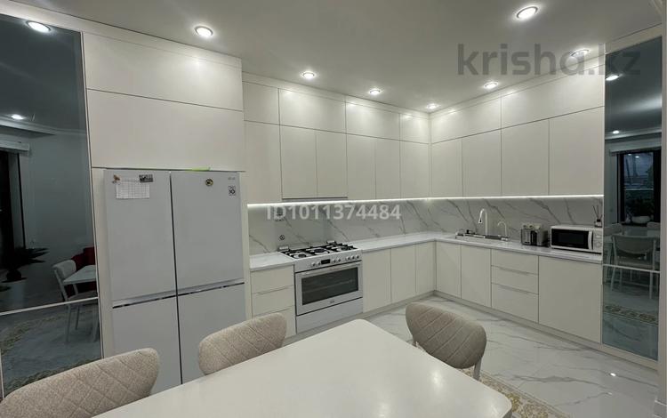 Отдельный дом · 6 комнат · 250 м² · 10 сот., Жумабаева — По улице Тауке хана, поворот у маг. “24 часа” за 111.1 млн ₸ в Таразе — фото 4
