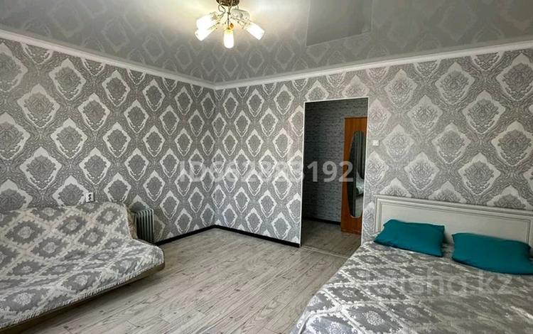 1-бөлмелі пәтер · 42 м² · 4/9 қабат, Победа, бағасы: 8 000 ₸ в Семее — фото 14