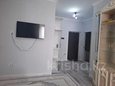 3-бөлмелі пәтер · 90 м² · 4/17 қабат, Кунаева 91 — Рыскулова, бағасы: 20 000 〒 в Шымкенте, Аль-Фарабийский р-н