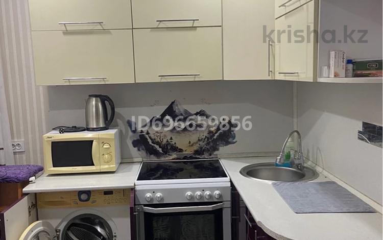 1-комнатная квартира · 34 м² · 3/5 этаж, Тауелсиздик — Дом расположен напротив парка «Жастар» за 6 000 ₸ в Курчатове — фото 8