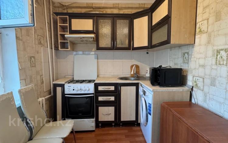 3-бөлмелі пәтер · 59 м² · 4/5 қабат, мкр 8, Братьев жубановых, бағасы: 18 млн ₸ в Актобе — фото 2