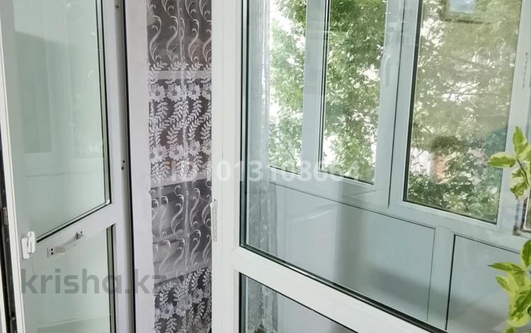 3-комнатная квартира · 76 м² · 3/5 этаж, Майкудук, Майкудук, 12й микрорайон 21 за 17.5 млн ₸ в Караганде, Алихана Бокейханова р-н — фото 2
