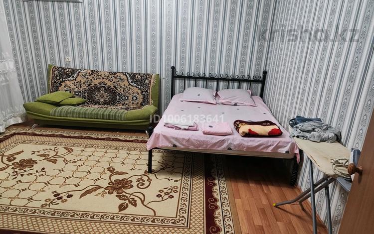 2-бөлмелі пәтер · 52.1 м² · 6/9 қабат, 6-7 — В центре в мкр, бағасы: 13 000 〒 в Байконуре — фото 2