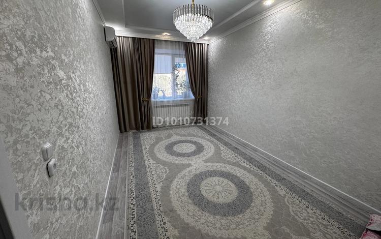 2-бөлмелі пәтер · 65 м² · 3/5 қабат, мкр. Зачаганск пгт, Чапаевская дивизия 4/2 — Чапаевская дивизия 4/2, бағасы: 26 млн ₸ в Уральске — фото 2
