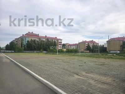 2-комнатная квартира · 70 м² · 5/5 этаж, мкр. Алтын орда, Батыс 2 17в — Обл.Гаи, Гипермаркет Дина, Kids Academy, Парк Здоровья, Достык Бассейн за 190 000 〒 в Актобе