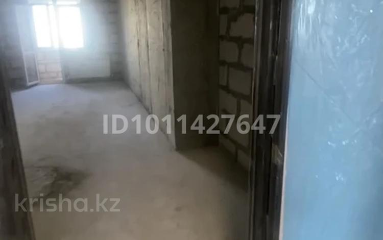 1-комнатная квартира · 34 м² · 10/12 этаж, мкр Дарабоз 87 за 22.5 млн ₸ в Алматы, Алатауский р-н — фото 2