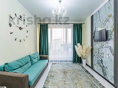 2-комнатная квартира · 60 м² · 9/15 этаж, Манаса 109а за 20 000 〒 в Алматы, Алмалинский р-н