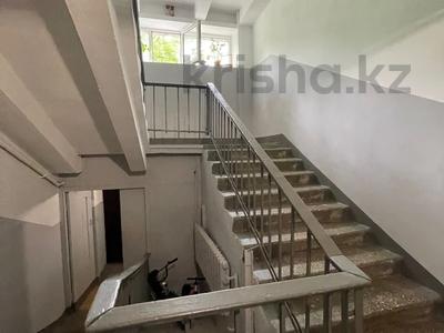 2-комнатная квартира · 65 м² · 1/5 этаж, Альфараби — Шашкина - есентай за 42 млн ₸ в Алматы, Бостандыкский р-н