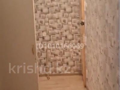 1-бөлмелі пәтер · 45 м² · 3/5 қабат, Бауыржана Момышұлы 9, бағасы: 2 млн 〒 в Каратау