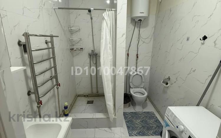 1-комнатная квартира · 38 м² · 1 этаж, 18 мкр зайсан 4 за 130 000 〒 в Конаеве — фото 2