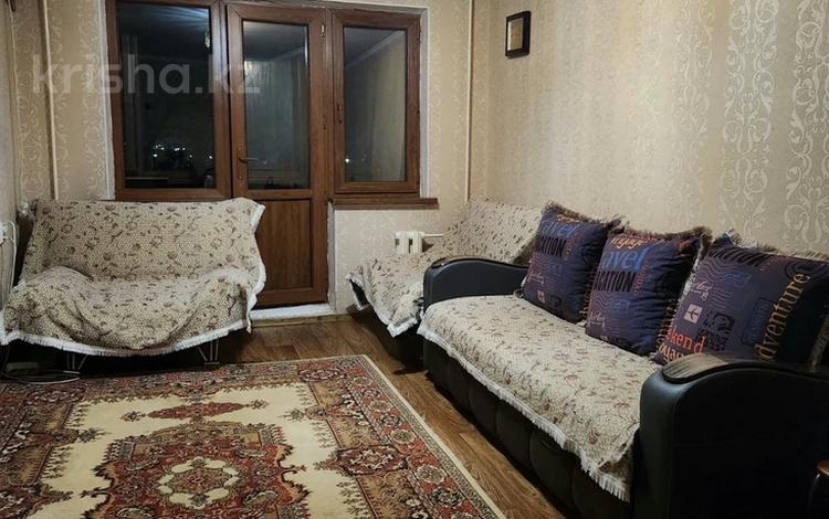 2-комнатная квартира, 46 м², 4/5 этаж помесячно, Туркестанский 2/3 за 160 000 〒 в Шымкенте — фото 2