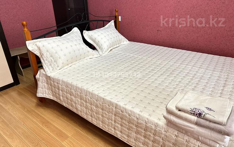 1-комнатная квартира · 44 м² · 5/5 этаж, мкр 5, Есет батыра 107 — Жанар торговый дом за 10 000 ₸ в Актобе — фото 2