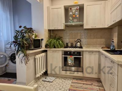 2-комнатная квартира · 60 м² · 7/9 этаж, мкр Жетысу-2 30 за ~ 40 млн 〒 в Алматы, Ауэзовский р-н