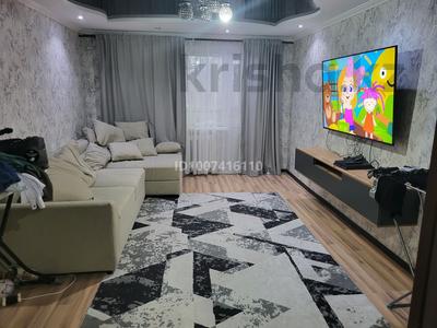 3-комнатная квартира · 68.5 м² · 2/5 этаж, Табигат 196 — Ул.Рабочая магазин "Виктория" жд. вокзал за 23 млн 〒 в Щучинске