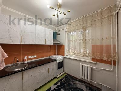 2-бөлмелі пәтер · 43 м² · 1/5 қабат, Просп. Азаттык 62, бағасы: 13.8 млн ₸ в Атырау, мкр Авангард-2