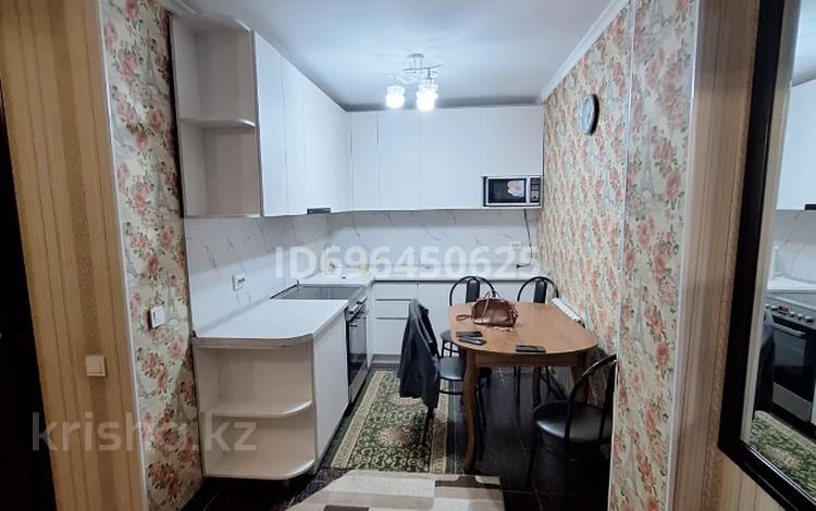 3-комнатная квартира, 68.1 м², 14/14 этаж, Женис 26а