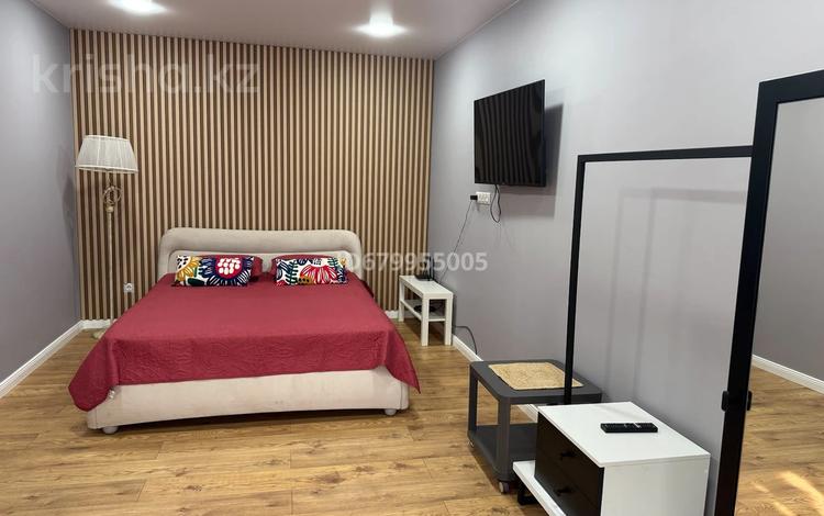 1-комнатная квартира · 40 м² · 4/5 этаж, 14-й мкр 25 за 300 000 ₸ в Актау — фото 9