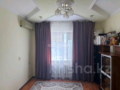 3-бөлмелі пәтер · 70 м² · 4/5 қабат, мкр СМП 136, Гогиашвили 6, бағасы: 18 млн ₸ в Атырау