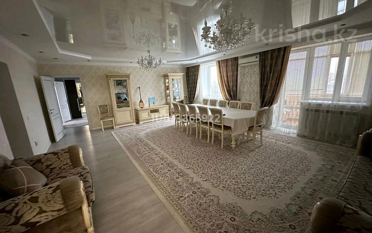 4-комнатная квартира · 152 м² · 3/5 этаж, мкр. Алтын орда, Молдагуловой 54 е 54 е за 63 млн ₸ в Актобе — фото 2