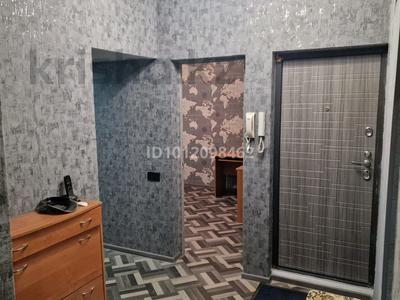 3-комнатная квартира · 64 м² · 2/5 этаж, мкр Жулдыз-1 13 за 300 000 ₸ в Алматы, Турксибский р-н