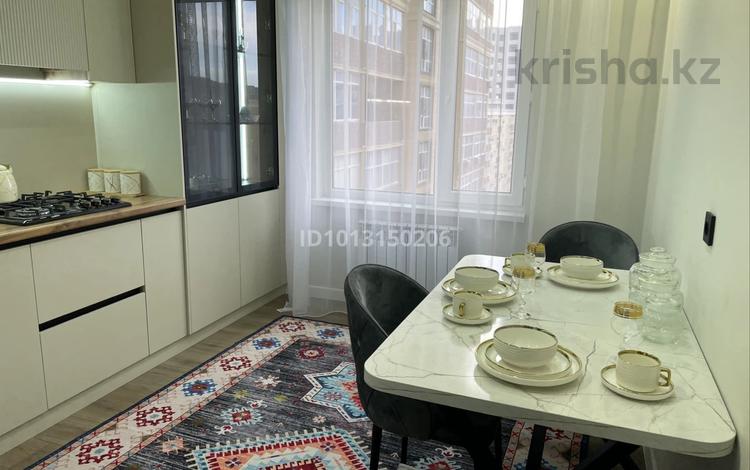 2-бөлмелі пәтер · 96 м² · 10/18 қабат, 16-ш/а., бағасы: 20 000 ₸ в Актау, 16-й мкр  — фото 2