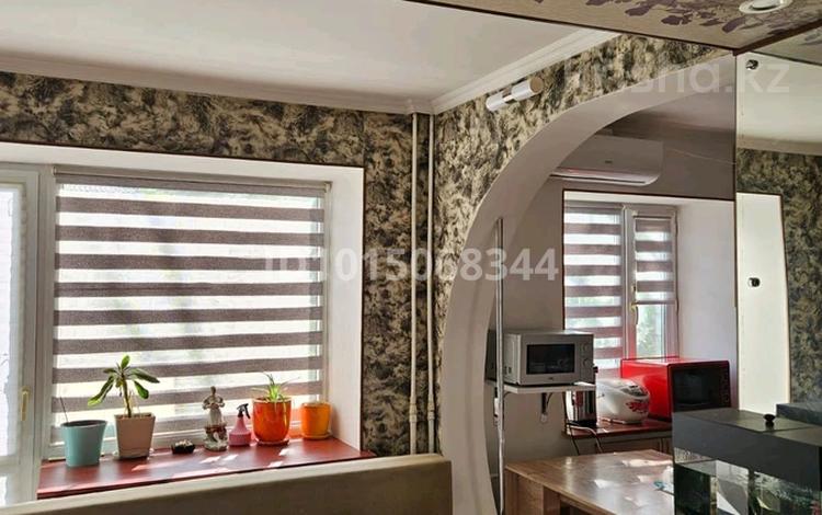 2-бөлмелі пәтер · 45 м² · 4/5 қабат, Жаңа қала ш/а., Алиханова 22/1 — гимназия 93 и 38, бағасы: 22 млн ₸ в Караганде, Казыбек би р-н — фото 2