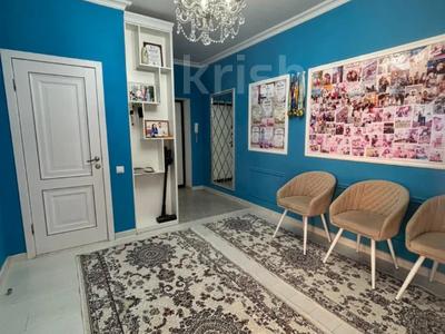 2-комнатная квартира · 100 м² · 5/5 этаж, мкр. Алтын орда за 29.5 млн ₸ в Актобе