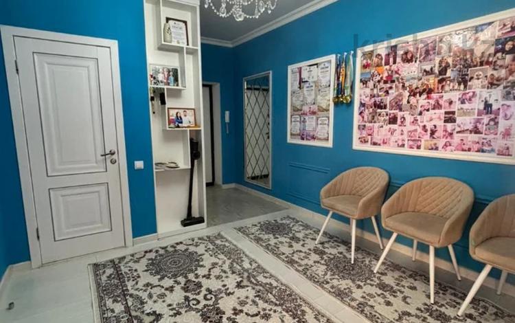 2-бөлмелі пәтер · 100 м² · 5/5 қабат, мкр. Алтын орда, бағасы: 29.5 млн ₸ в Актобе — фото 2