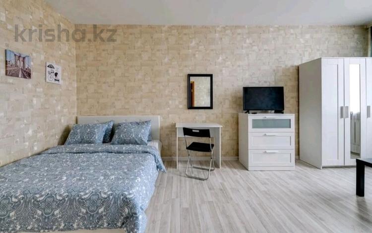 1-комнатная квартира · 55 м² · 13/16 этаж, Абая 150/230 за 13 000 ₸ в Алматы, Бостандыкский р-н — фото 2
