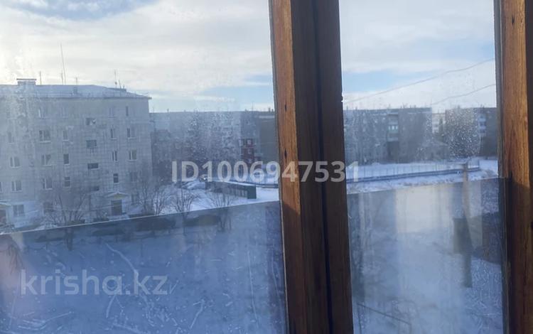 3-бөлмелі пәтер · 65 м² · 4/5 қабат, 40лет победы 74, бағасы: 16.5 млн ₸ в Шахтинске — фото 7