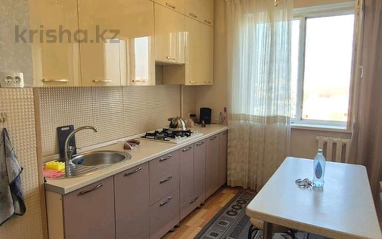 1-комнатная квартира · 40 м² · 8/9 этаж, мкр Аксай-2 52 за 27 млн ₸ в Алматы, Ауэзовский р-н — фото 2