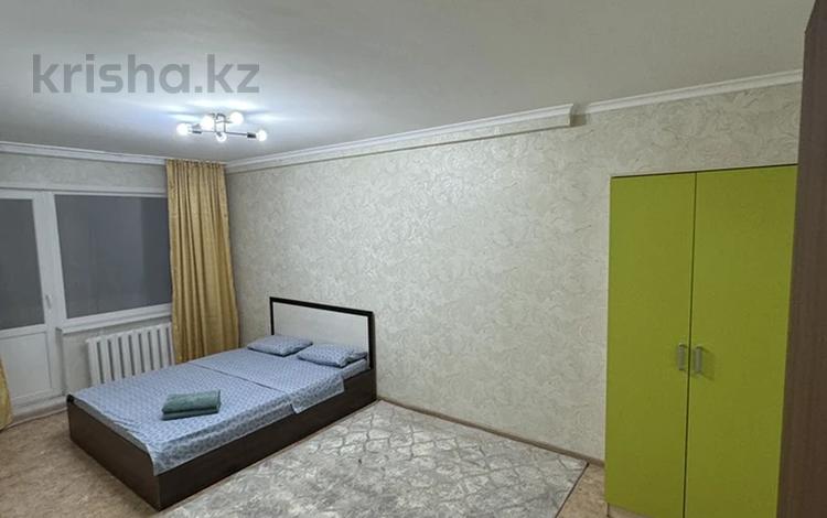 1-комнатная квартира · 35 м² · 2/5 этаж, Сатпаева 28 за 10 000 ₸ в Усть-Каменогорске — фото 2