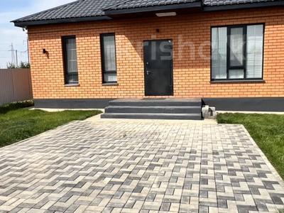 Отдельный дом · 4 комнаты · 135 м² · 4 сот., мкр. Зачаганск пгт за 38 млн ₸ в Уральске