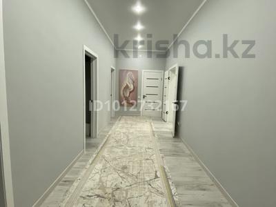 3-бөлмелі пәтер · 95.7 м² · 3/5 қабат, мкр. Алтын орда 356, бағасы: 350 000 ₸ в Актобе