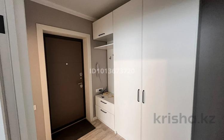 3-бөлмелі пәтер · 82 м² · 2/5 қабат, Дружба народов 4/6, бағасы: 33 млн ₸ в Аксае — фото 16