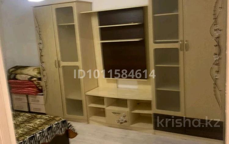 3-бөлмелі пәтер · 68 м² · 1/3 қабат, мкр Самал, 31 проезд 1, бағасы: 18 млн ₸ в Атырау — фото 2