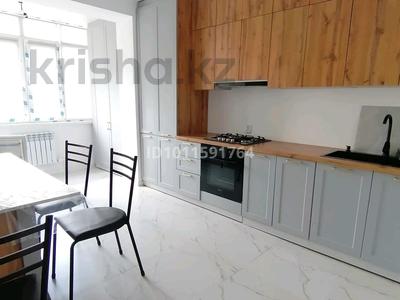 2-бөлмелі пәтер · 67 м² · 2/5 қабат, мкр. Алтын орда 49р, бағасы: 160 000 ₸ в Актобе